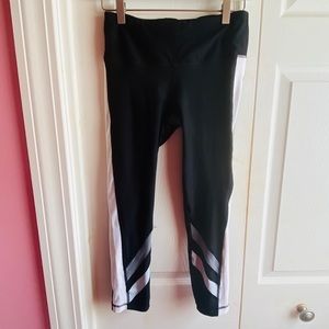 90 degree Capri leggings